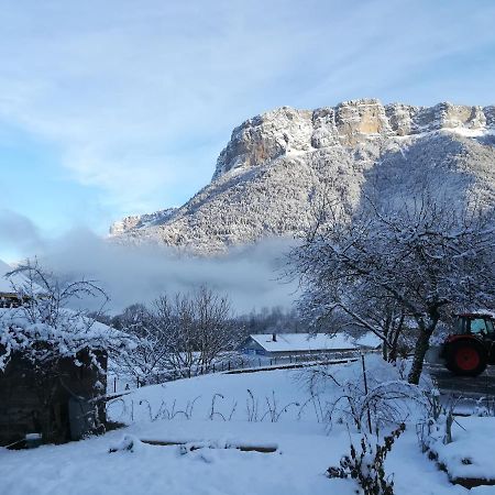 Le Gite De La Maison Soleil, Entre Lac Et Montagne Alex Bagian luar foto